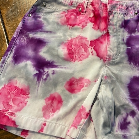 Liz Claiborne Classic Fit Size 8 hand crafted tie dyed Denim Shorts 5” boho - Picture 2 of 5
